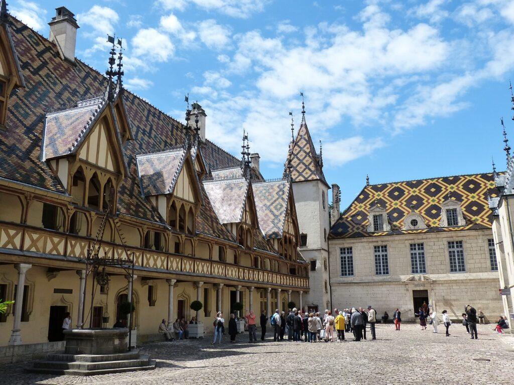 Beaune plus beaux villages de france